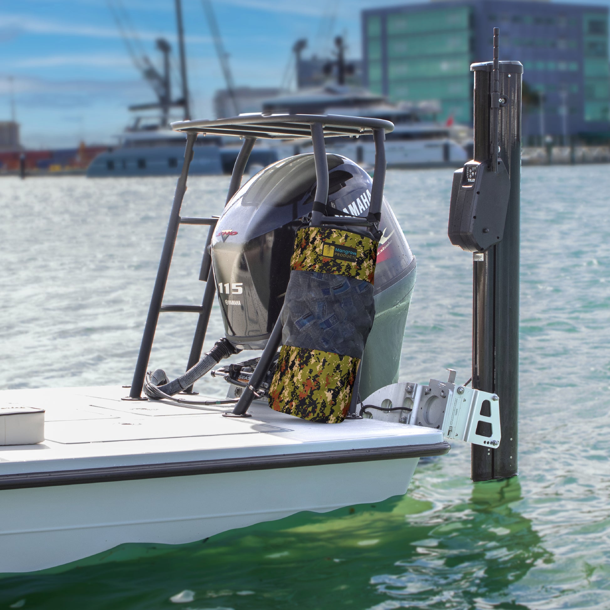 Boat Trash can for flats boat polling platform Camo