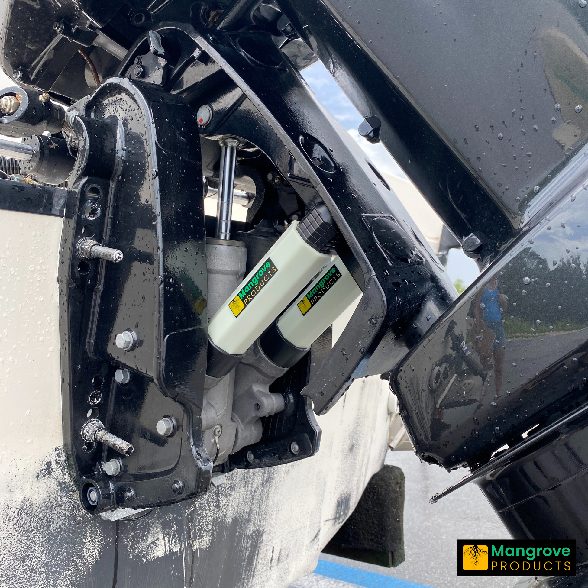 Transom saver for suzuki outboard (1-Pipe) Glow In the Dark